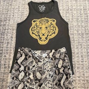 Evereve outfit. Chaser graphic tank w/Peyton Jensen wrap skirt. Size small